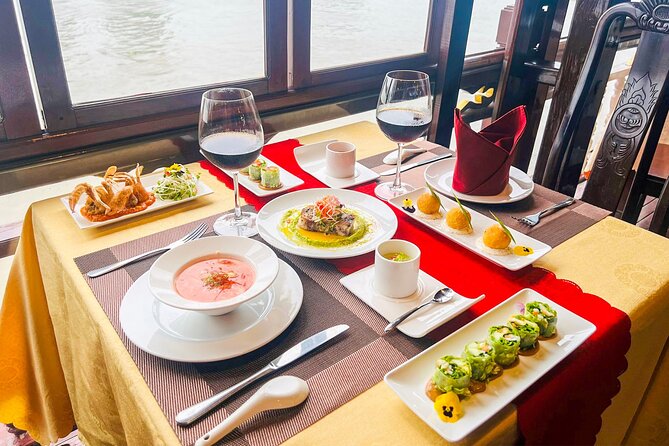 Saigon River Dinner Cruise: Buffet, Set Menu, Fine Dining (3hrs) - Music, dancing, and an informal stage show