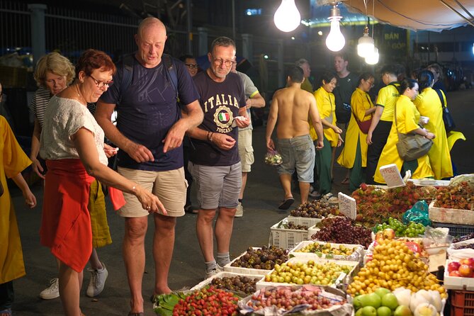 Saigon Sight & Food Tour By Night (Private Tour) - Starting at Nguyen Thien Thuat Apartment Buildings