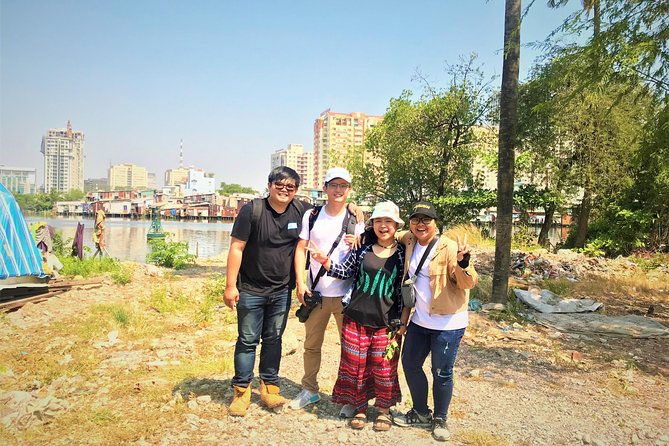 Saigon Slum tour, Chillspots tour by scooter | Female driver - Riding through Ho Chi Minh City with a local driver