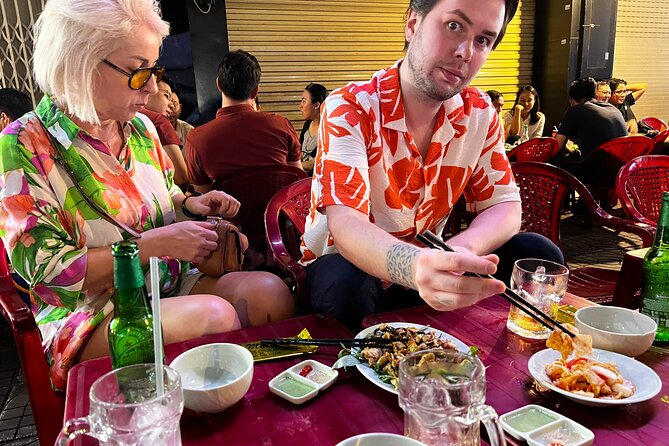 Saigon Street Food By Night - Foodie City Private Tour With Local Guide - Why this evening food tour works in Saigon
