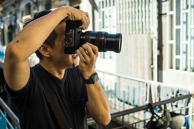 Saigon Street Photography Experience - A Buddhist temple and a change of visual rhythm