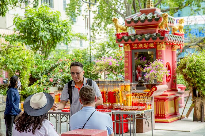 Small-group Saigon City Tour: 1-day Must-See Icons & Cyclo Ride - French colonial buildings around the Central Post Office