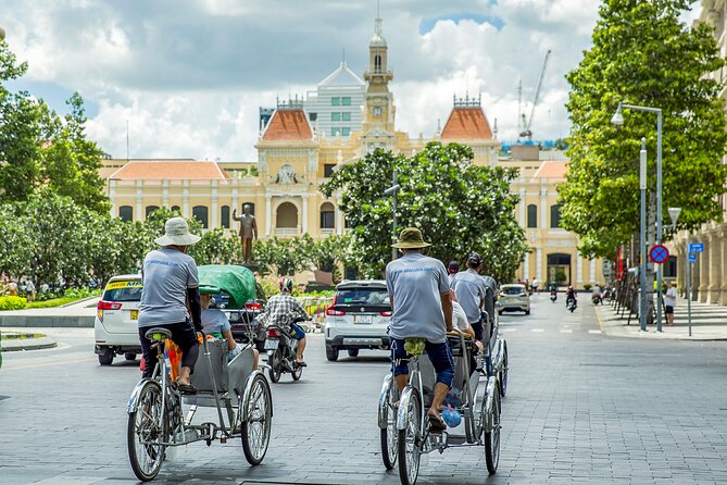 Small-group Saigon City Tour: 1-day Must-See Icons & Cyclo Ride - Jade Emperor Pagoda, a darker and quieter stop
