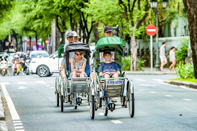Small-group Saigon City Tour: 1-day Must-See Icons & Cyclo Ride - Ben Thanh Market closes the sightseeing loop