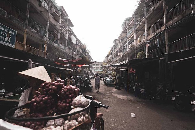 Sundown in the Colony Photo Tour - Why sundown is the right time for Saigon photography