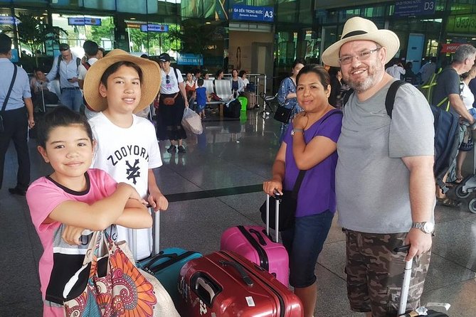 Tan Son Nhat International Airport Transfer - The first hour after landing in Ho Chi Minh City
