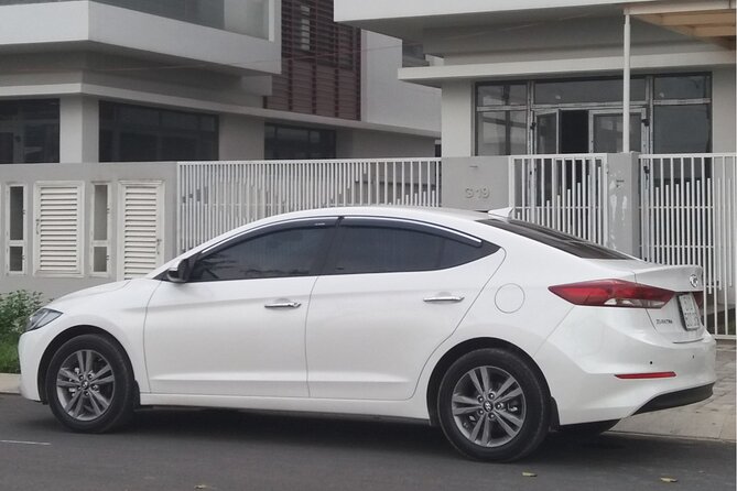 (TOP) Private car: Ho Chi Minh Airport (SGN) from/to Mui Ne - The airport meeting point and arrival process