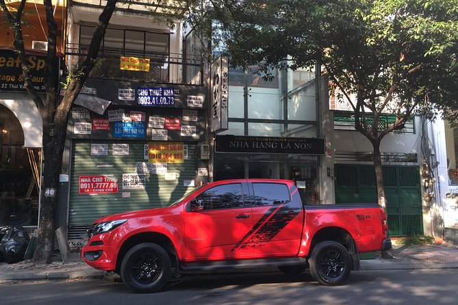 TranTran's Car rental English driver - Key points to know before booking