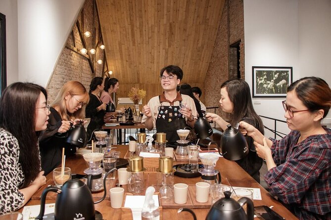 Vietnamese Coffee & Culture Exploration in Hồ Chí Minh City - Roasting the Lacàph Phin Blend