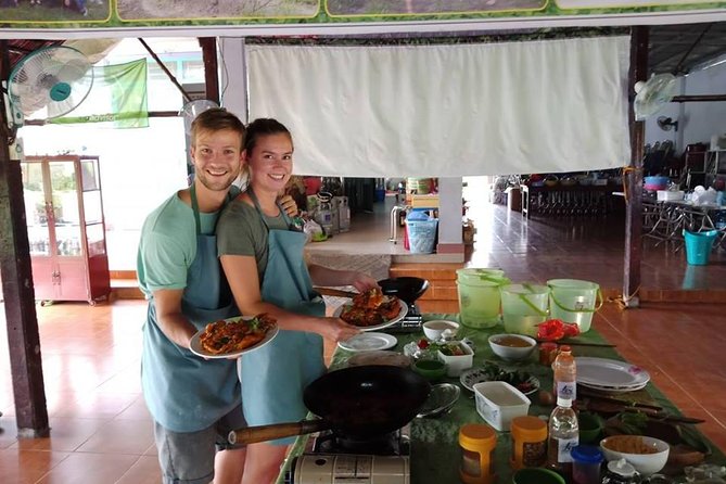 Vietnamese Cooking Class and Cu Chi Tunnels Tour from Ho Chi Minh City - Who should book this experience