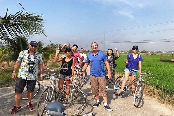 VIP Mekong Delta Adventure Cycling & Kayaking - Private Day Trip - Cooking Vietnamese food and sitting down to lunch
