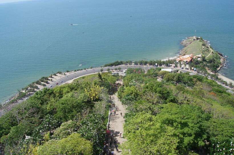 Vung Tau Beach Full Day Trip From Ho Chi Minh City - Climbing inside the Jesus Christ Statue